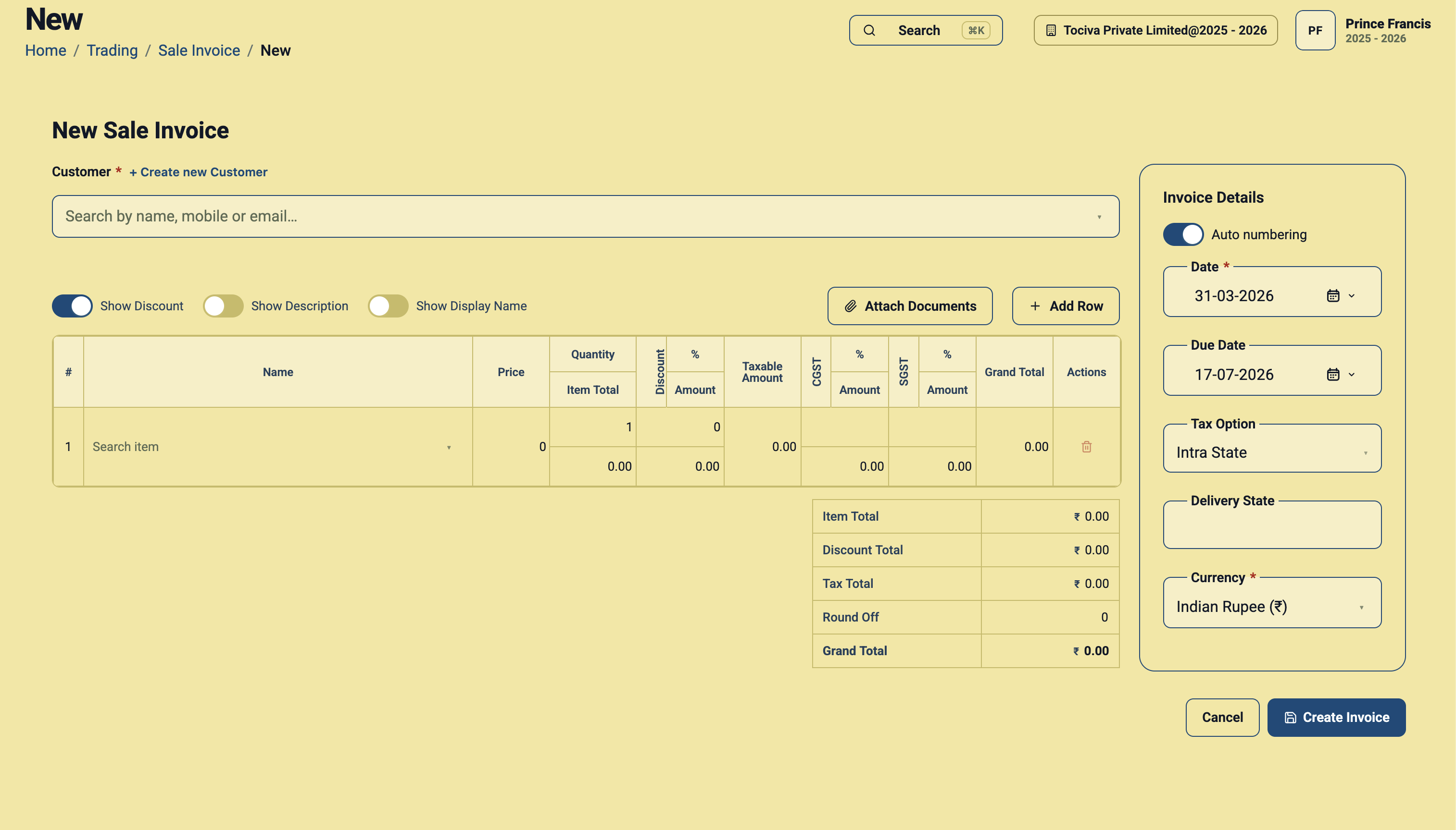 New Sale Invoice form in Daybook.Cloud with Show Discount enabled and discount, taxable amount, CGST, SGST, and summary columns visible